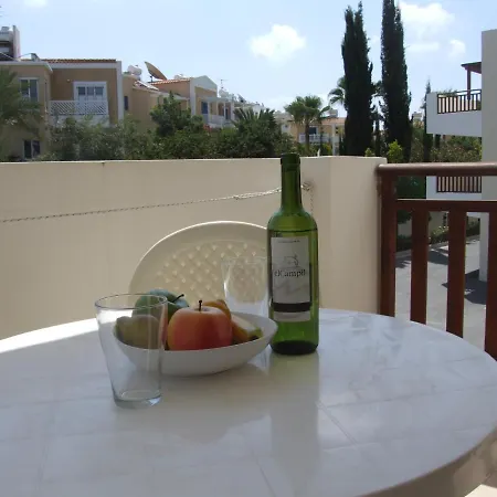 B105 Vanessa Luxury Studio Apartment